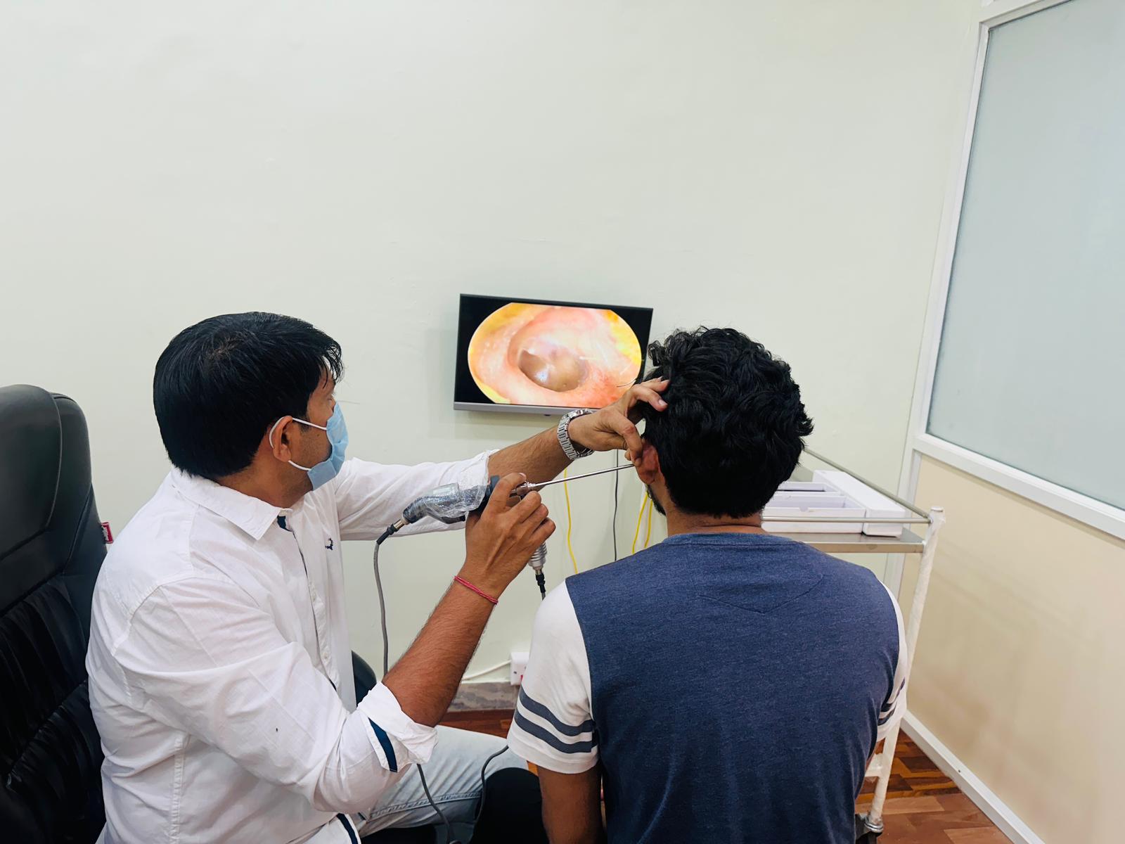 Ear and Endoscopic Surgery